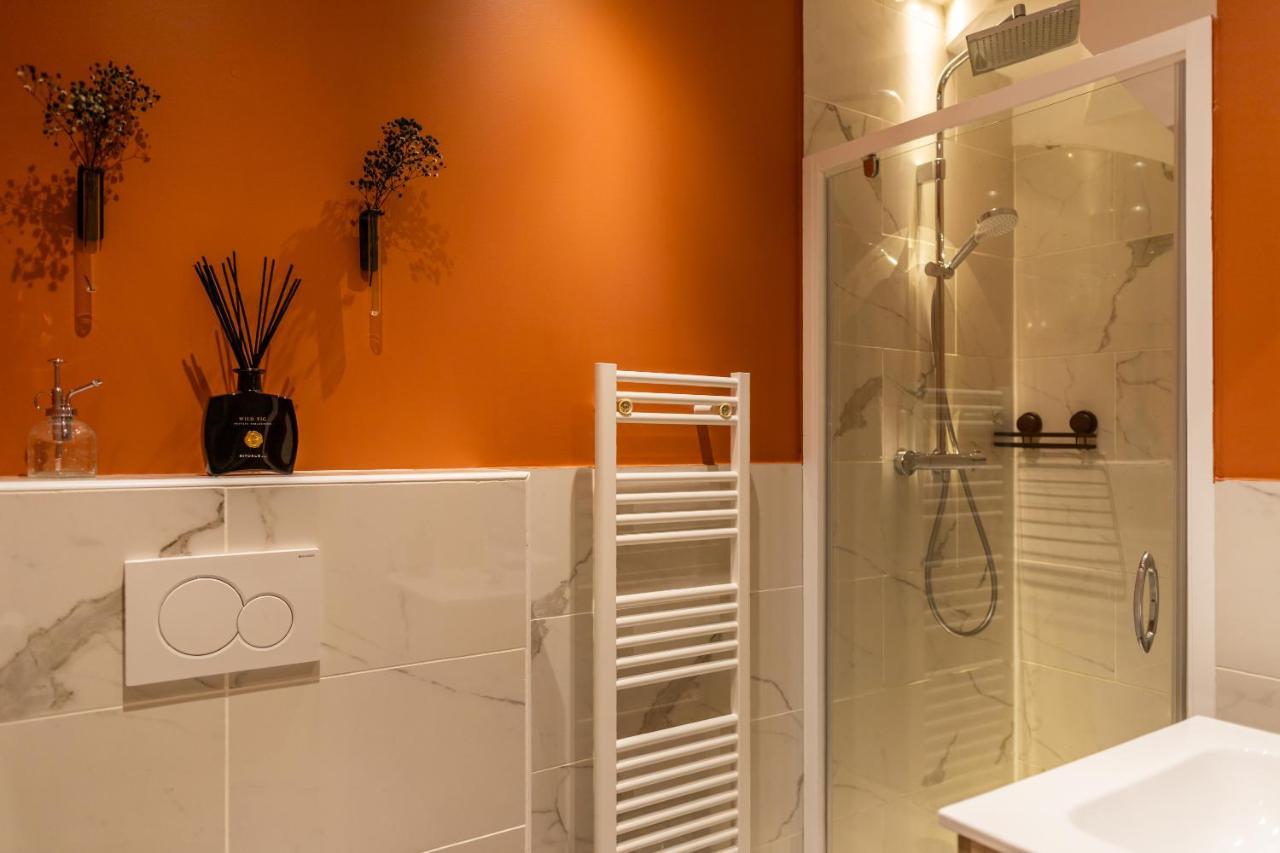 ליון Host Inn - Duplex Insolite & Chic - Ancienne Librairie מראה חיצוני תמונה